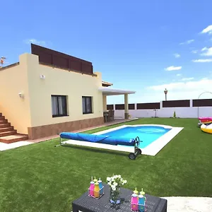  Villa Laura, Centro De